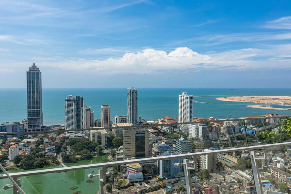 Апартаменты Altair Luxury Colombo By Miracle Экстерьер фото